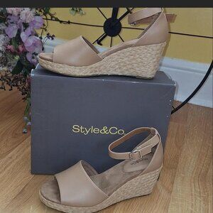 Style & Co, tan sandal, size 9.5